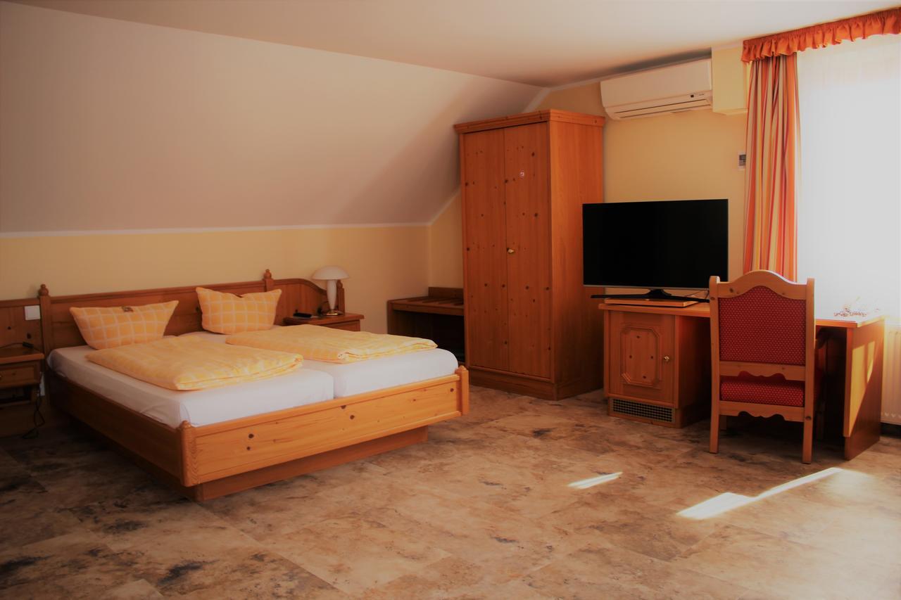 Bed & Breakfast Hotel Muellerhof Caputh Exterior photo